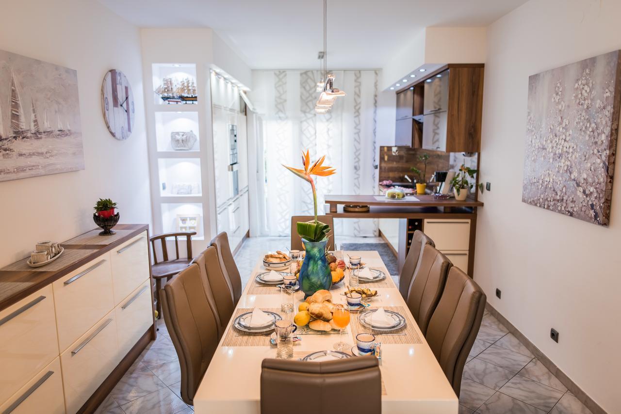 Lct Blue Lions Apartments Podstrana Zimmer foto